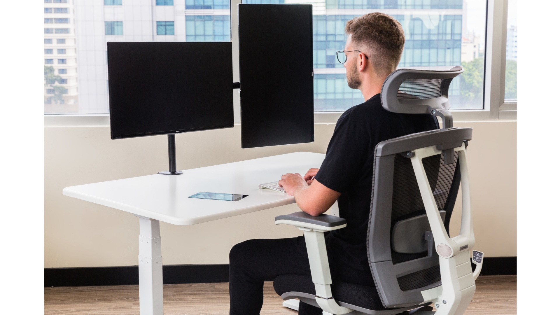 ergonomic office furniture
