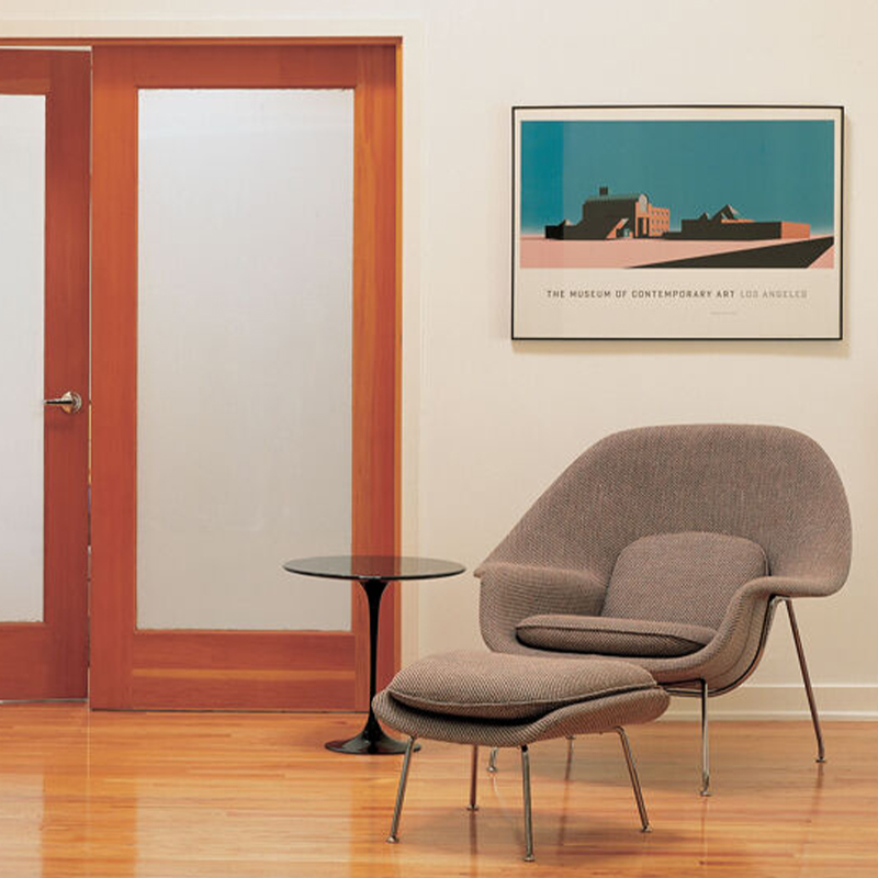 Womb Lounge Chair & Ottoman by Knoll Eero Saarinen