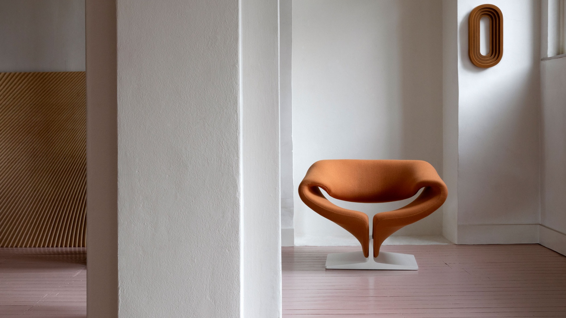 ribbon-chair-ottoman-f582-pierre-paulin-artifort-65ba5e81d6