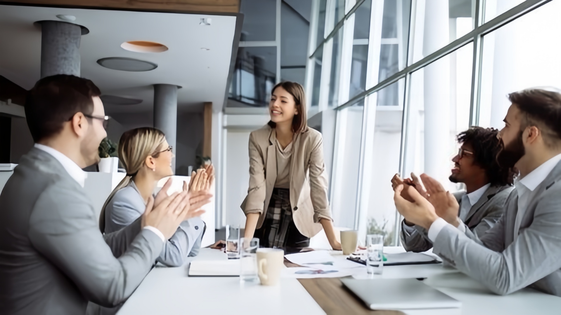 How To Arrange Office Furniture for Maximum Productivity in Team Meetings