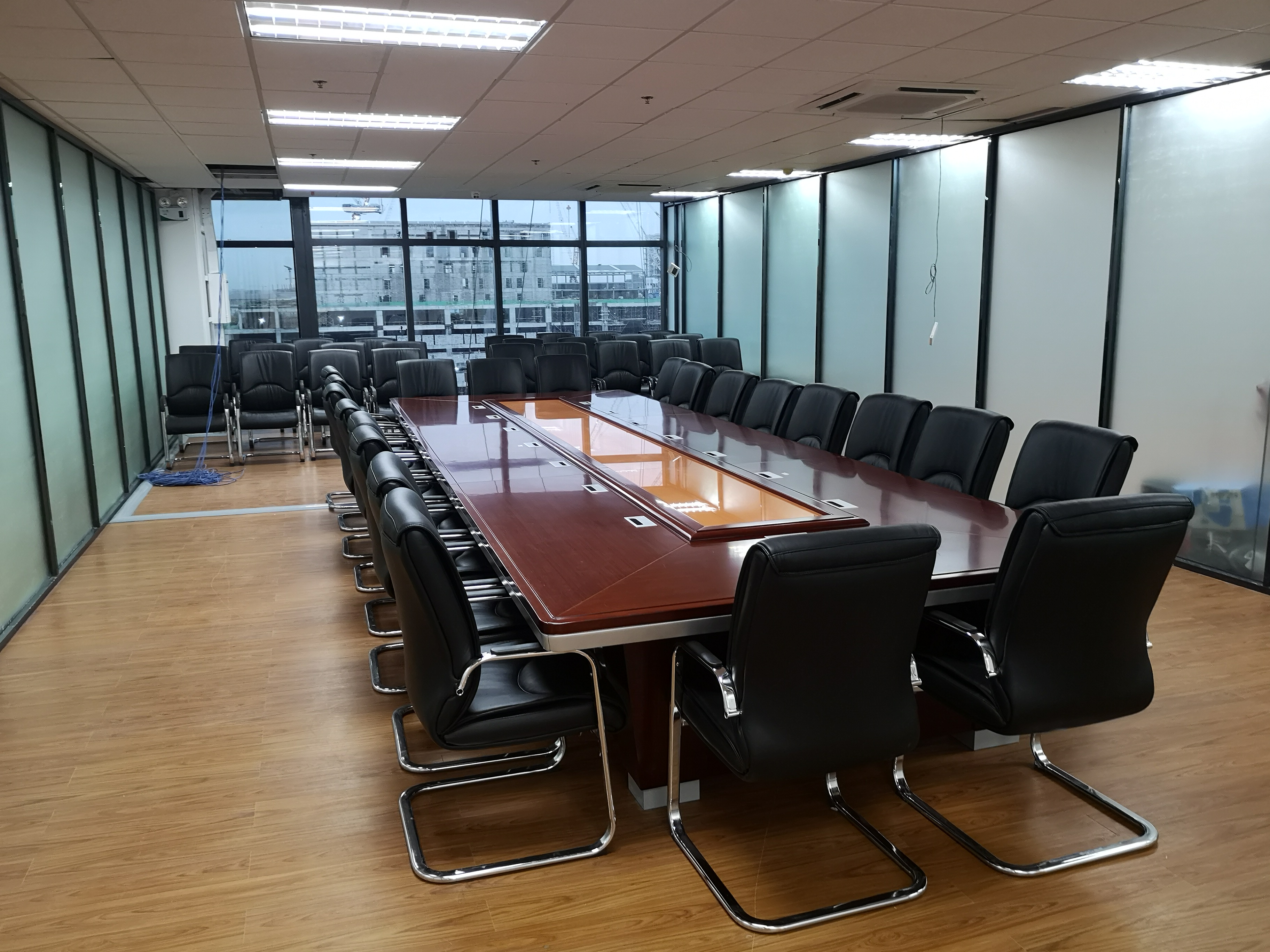 meeting room (2) meeting room (2)